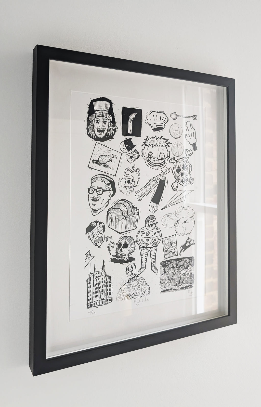 Collectible pop art print High Life – black and white limited edition artwork

High Life by Gerard McDonagh – contemporary screen printed art edition of 20
